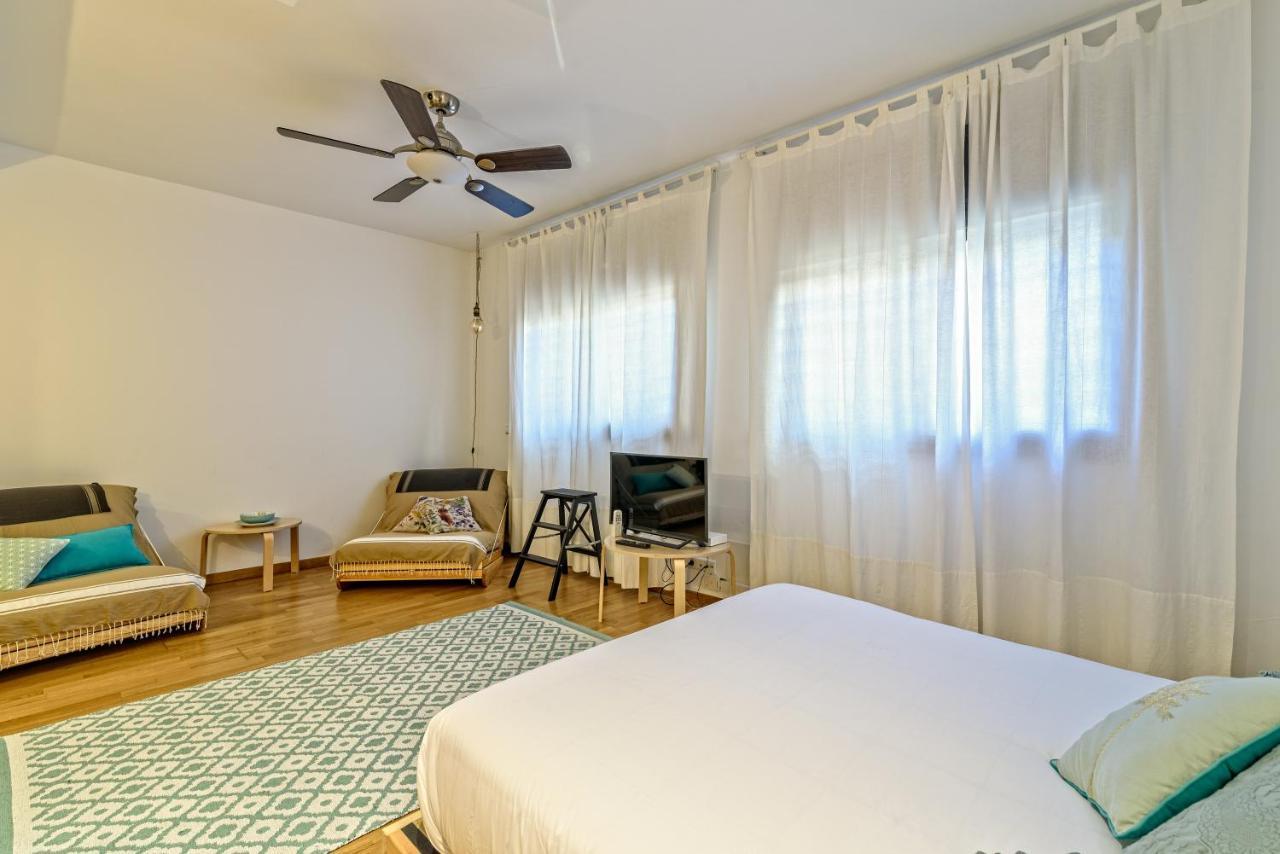Апартаменты Tata'S House, Junto Playa Y Barcelona Centro Масноу Экстерьер фото